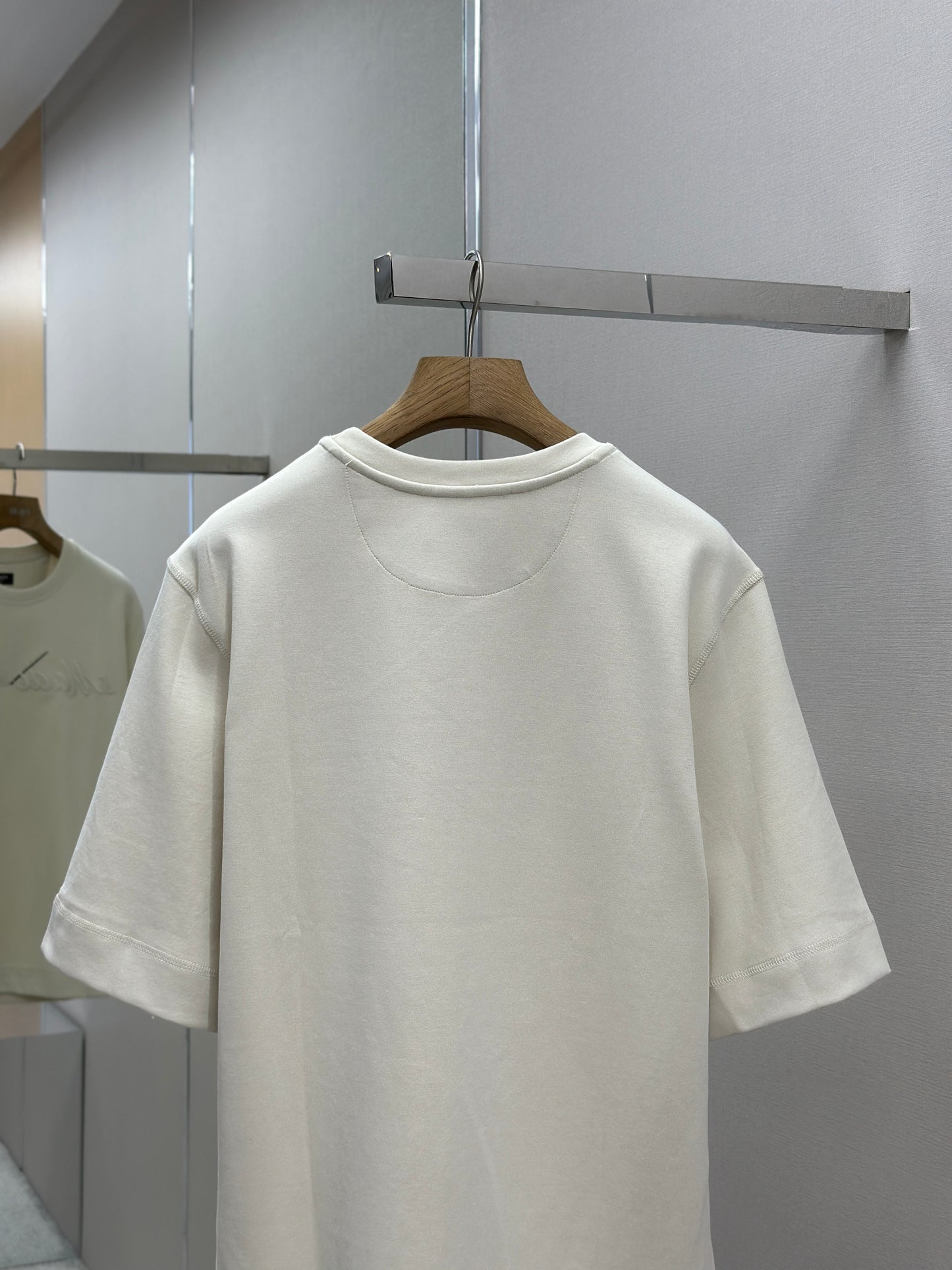 FEND1  3D embroidery T-shirt