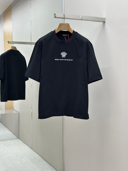 VERSA* Embroidered Medusa Milano T-Shirt