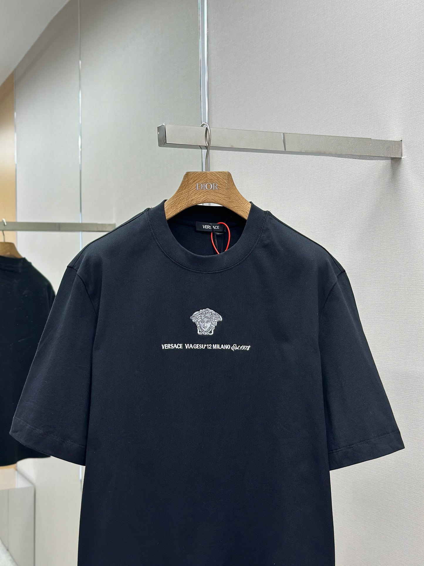 VERSA* Embroidered Medusa Milano T-Shirt
