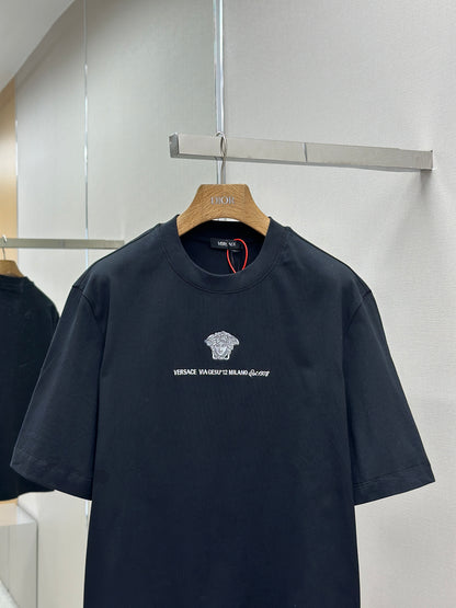 VERSA* Embroidered Medusa Milano T-Shirt