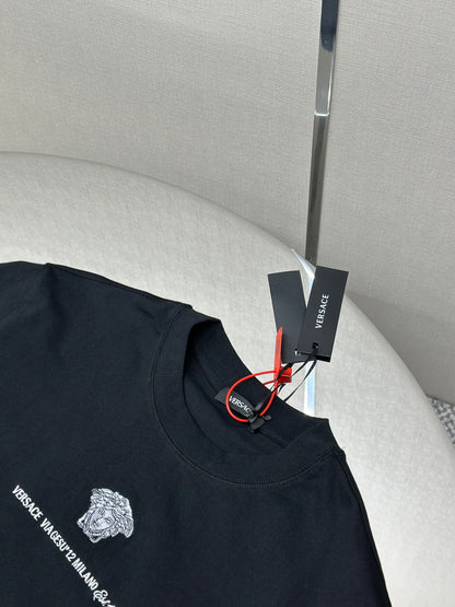 VERSA* Embroidered Medusa Milano T-Shirt