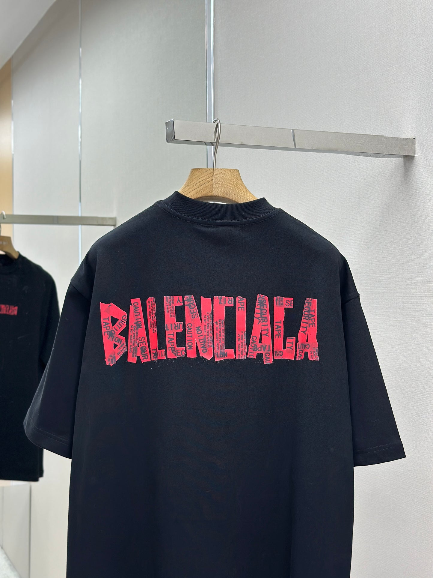 BALENC* security tape logo T-shirt Large Fit