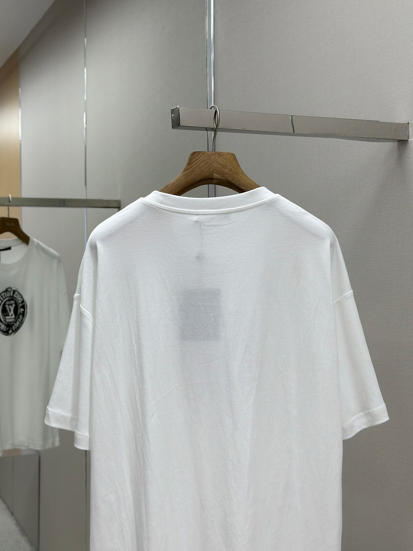 LOUI*V Stamp T-Shirt