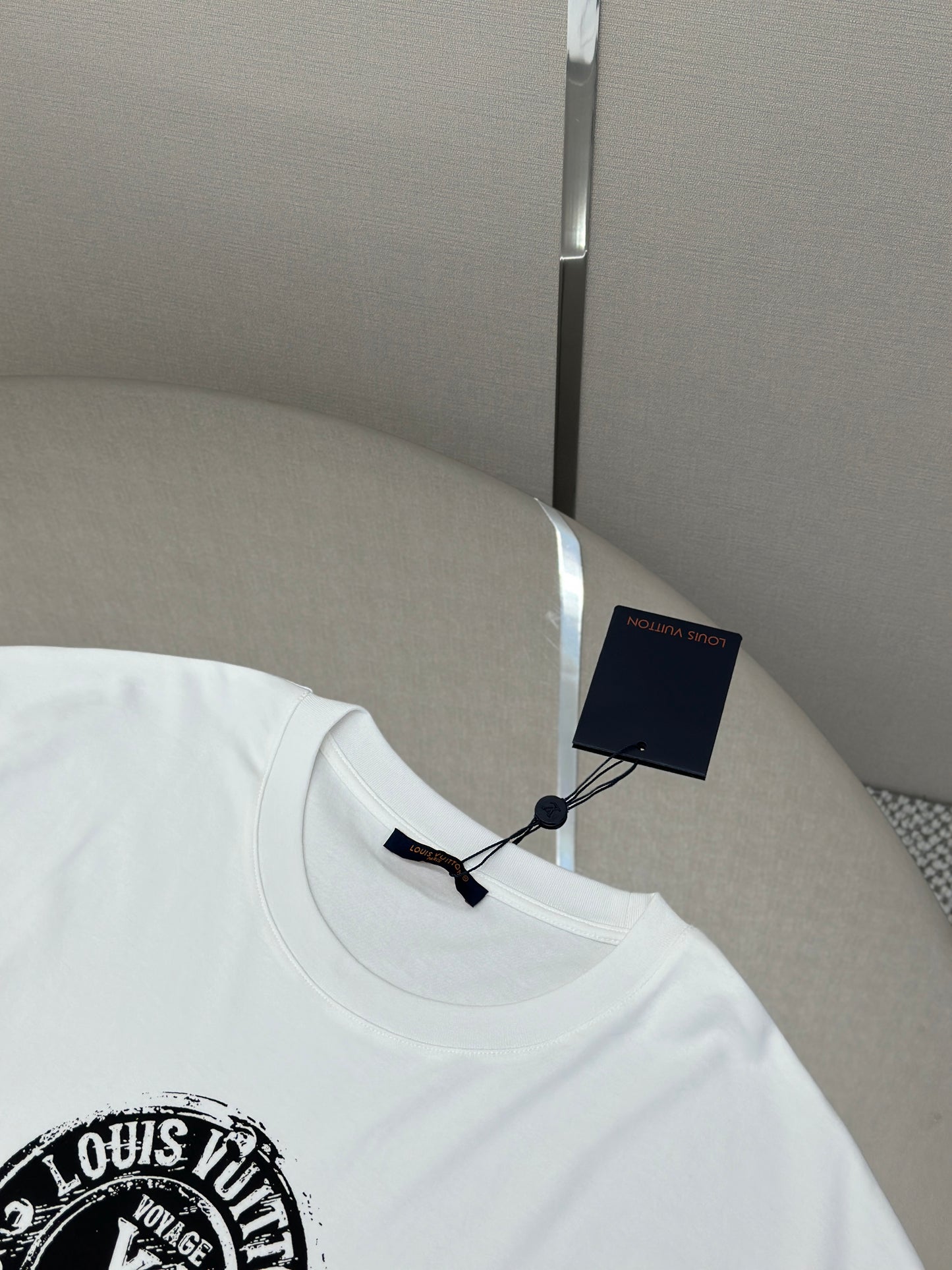 LOUI*V Stamp T-Shirt