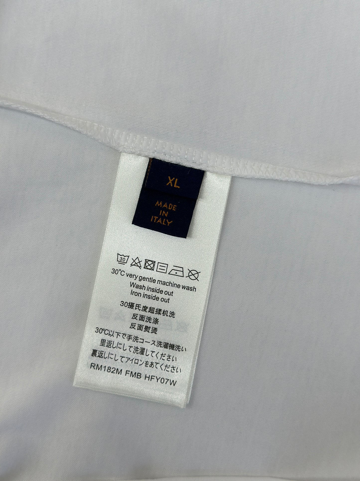 LOUI*V Stamp T-Shirt