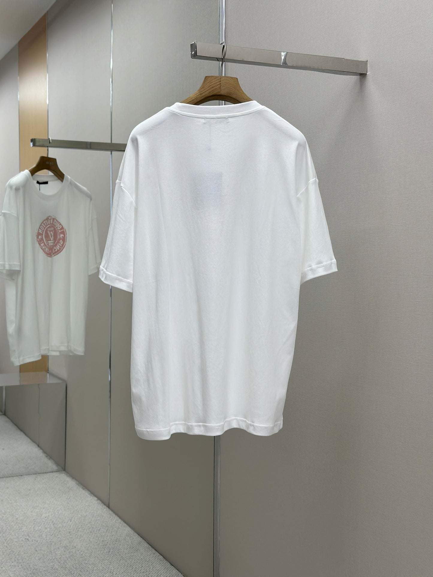 LOUI*V  Stamp T-Shirt