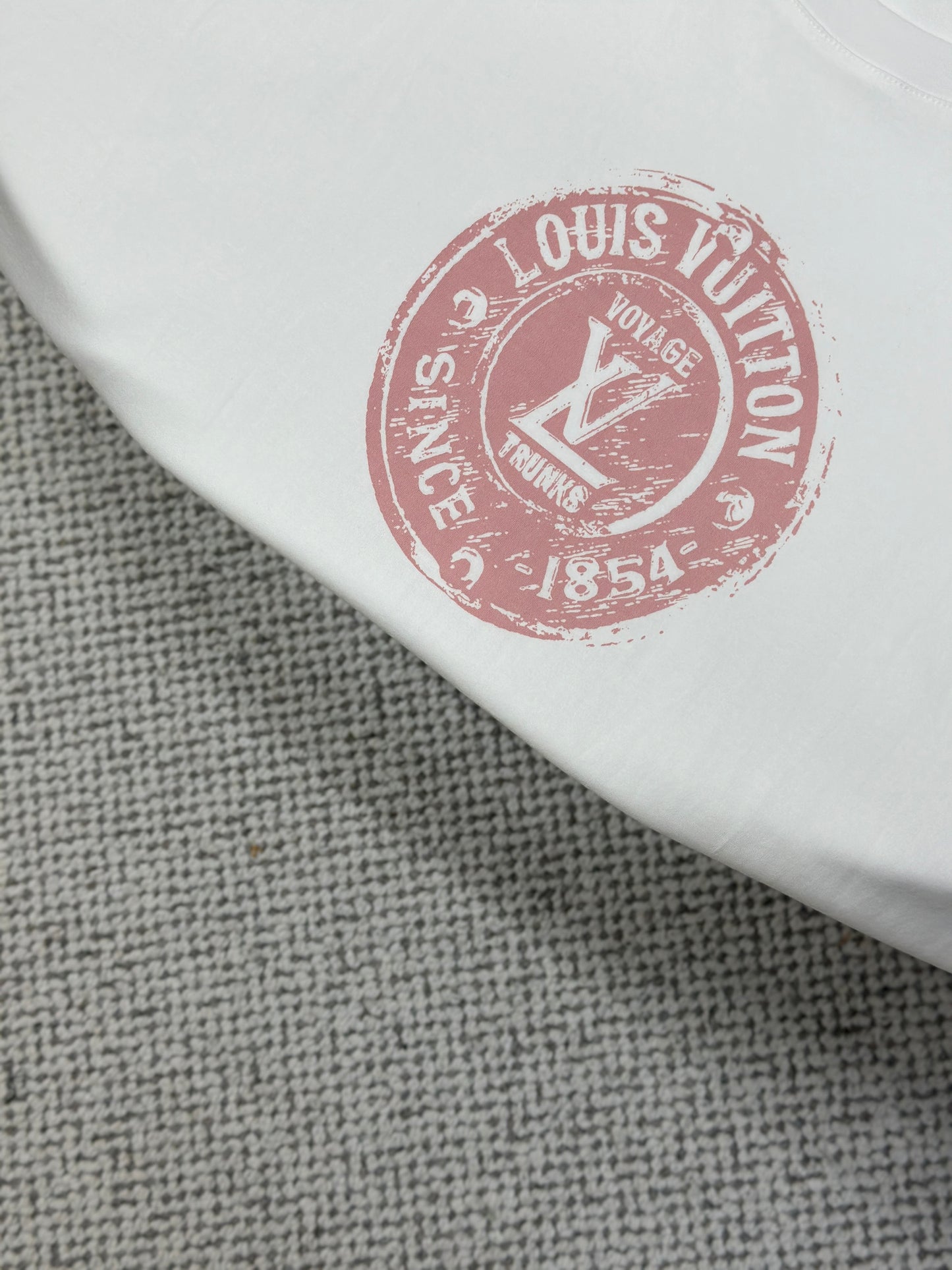 LOUI*V  Stamp T-Shirt