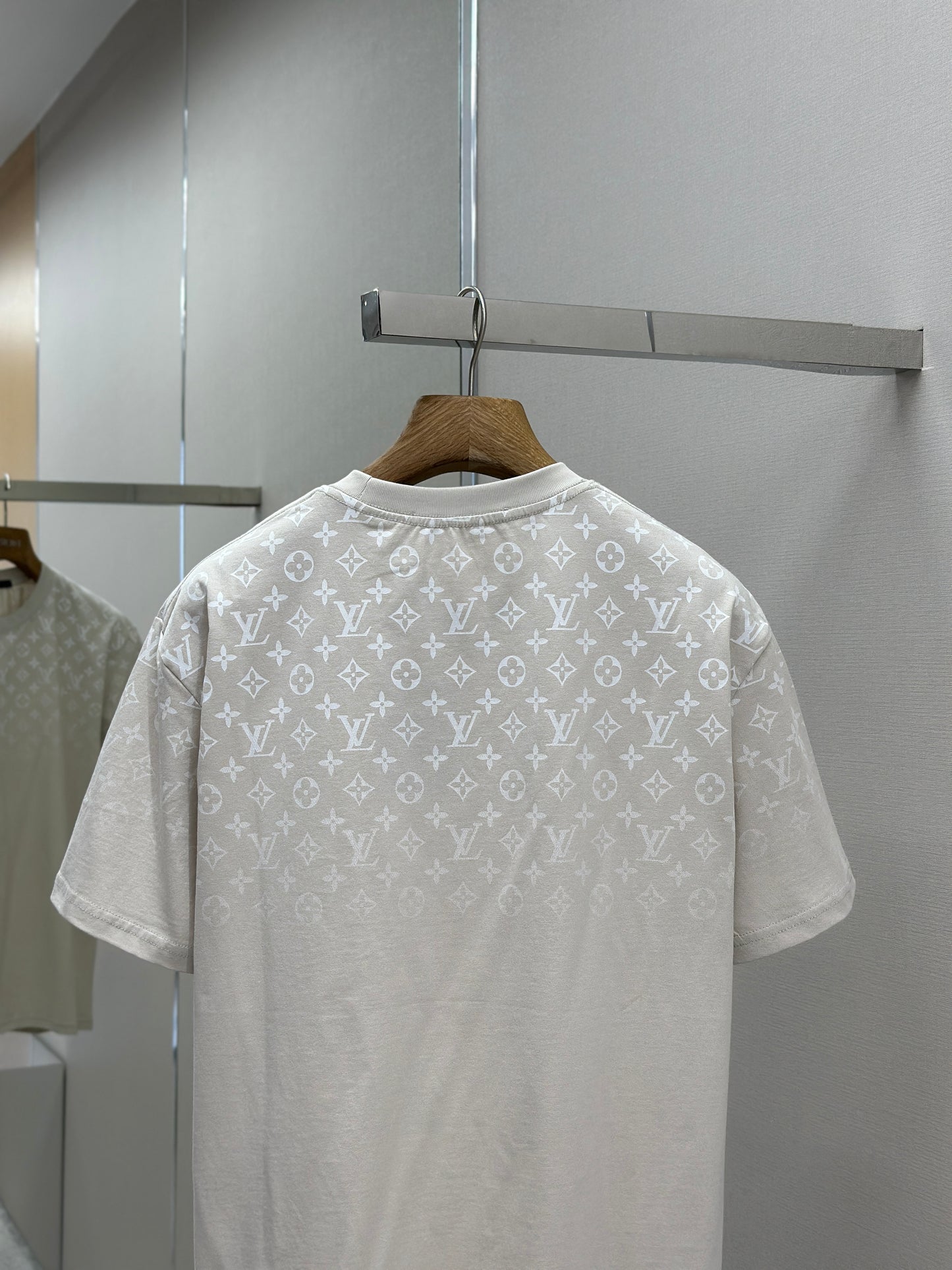 LOUI*V Gradient Cotton T-Shirt