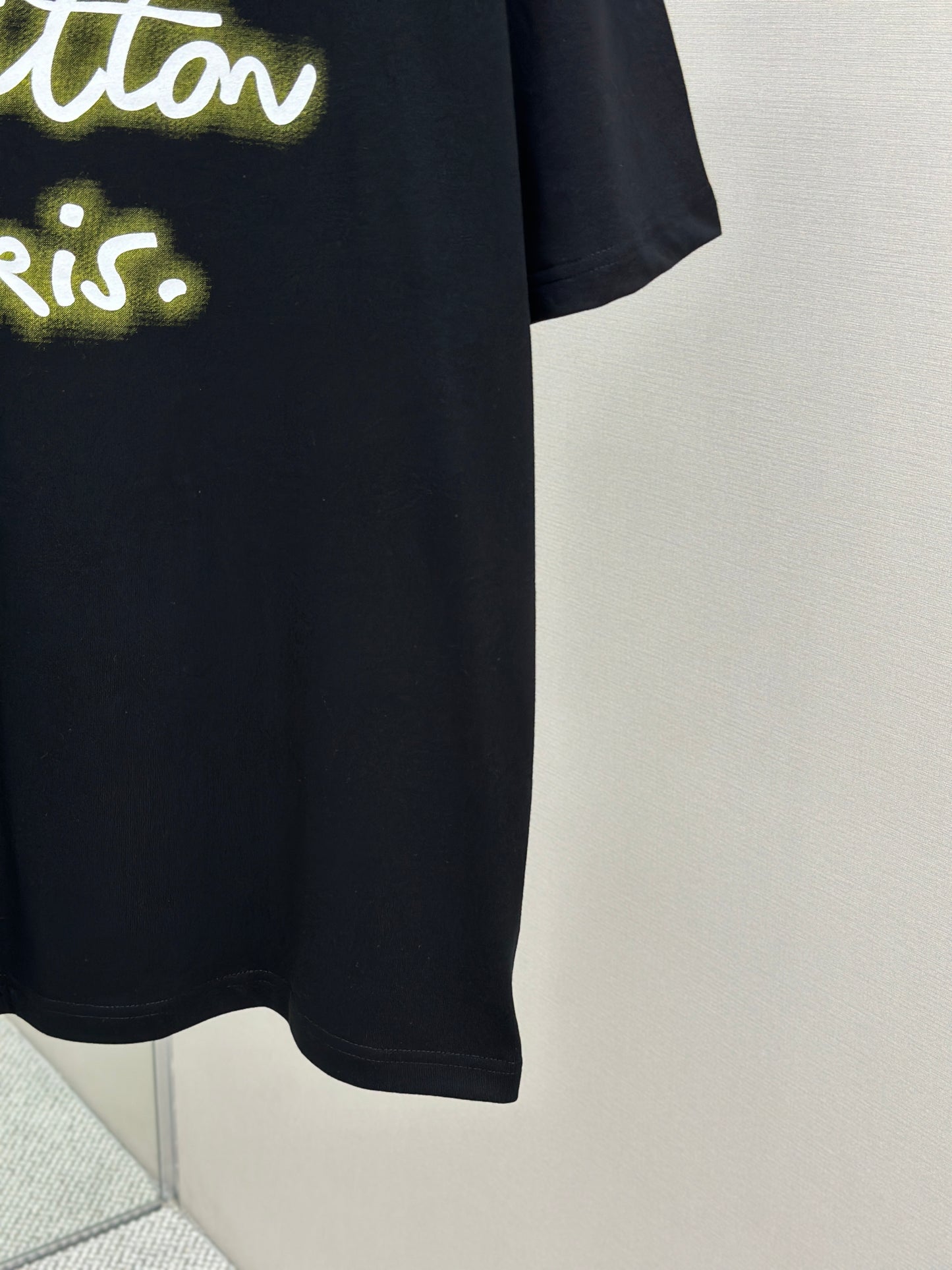 LOUI*V Glow Signature T-Shirt