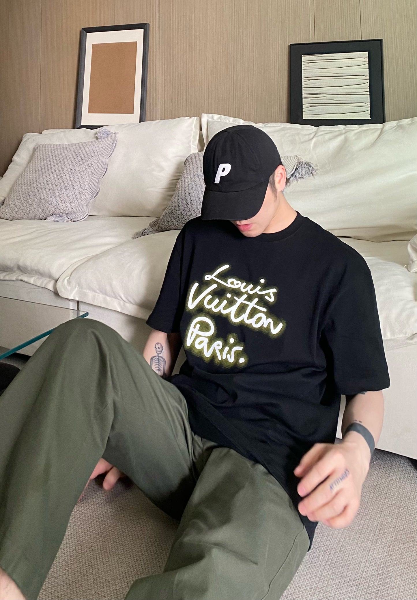 LOUI*V Glow Signature T-Shirt