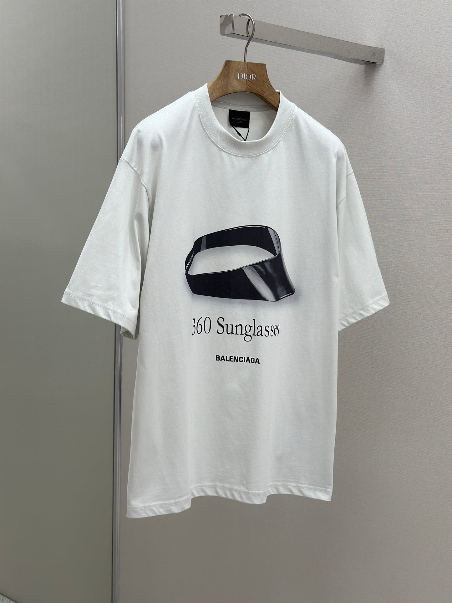 BALENC* 360 Sunglasses T-shirt